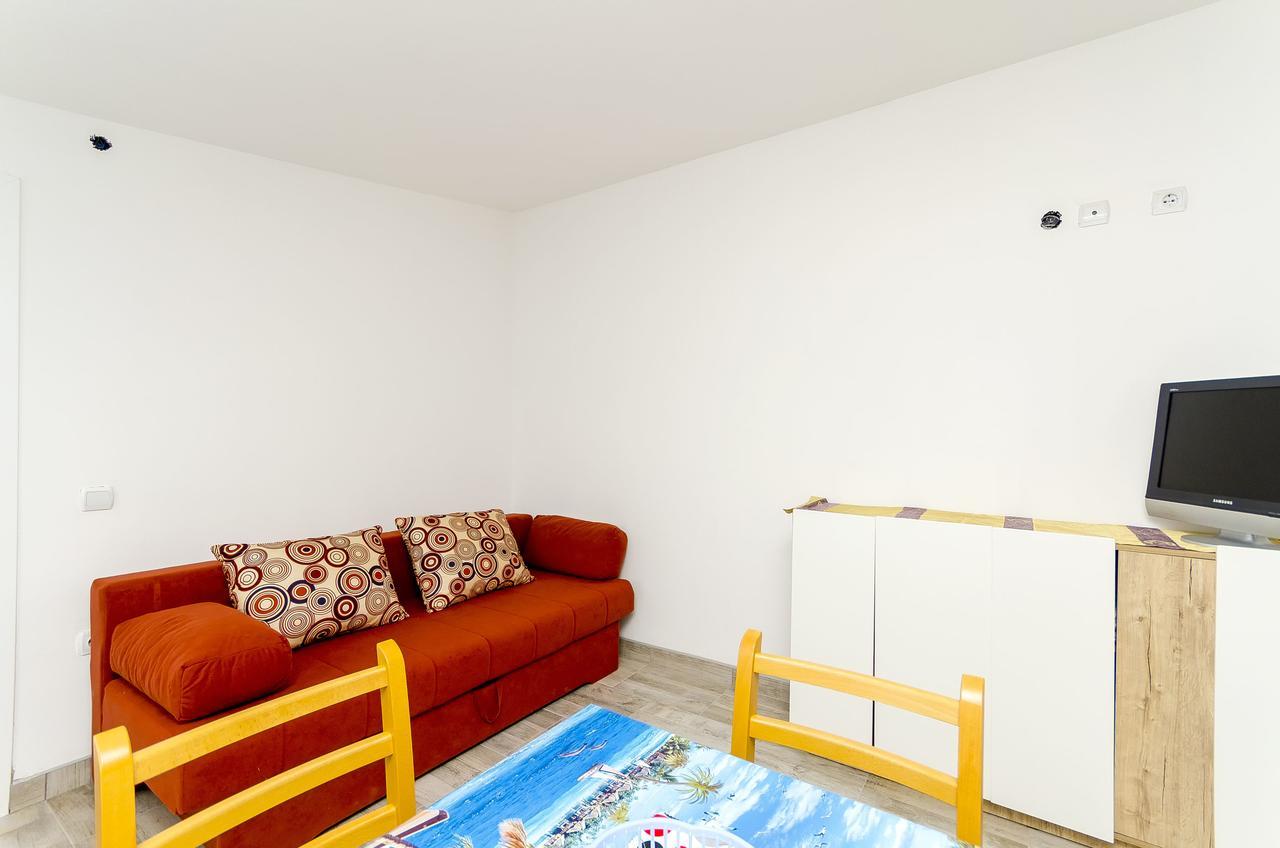 Apartments Mirko I Anda Donji Okrug  ภายนอก รูปภาพ