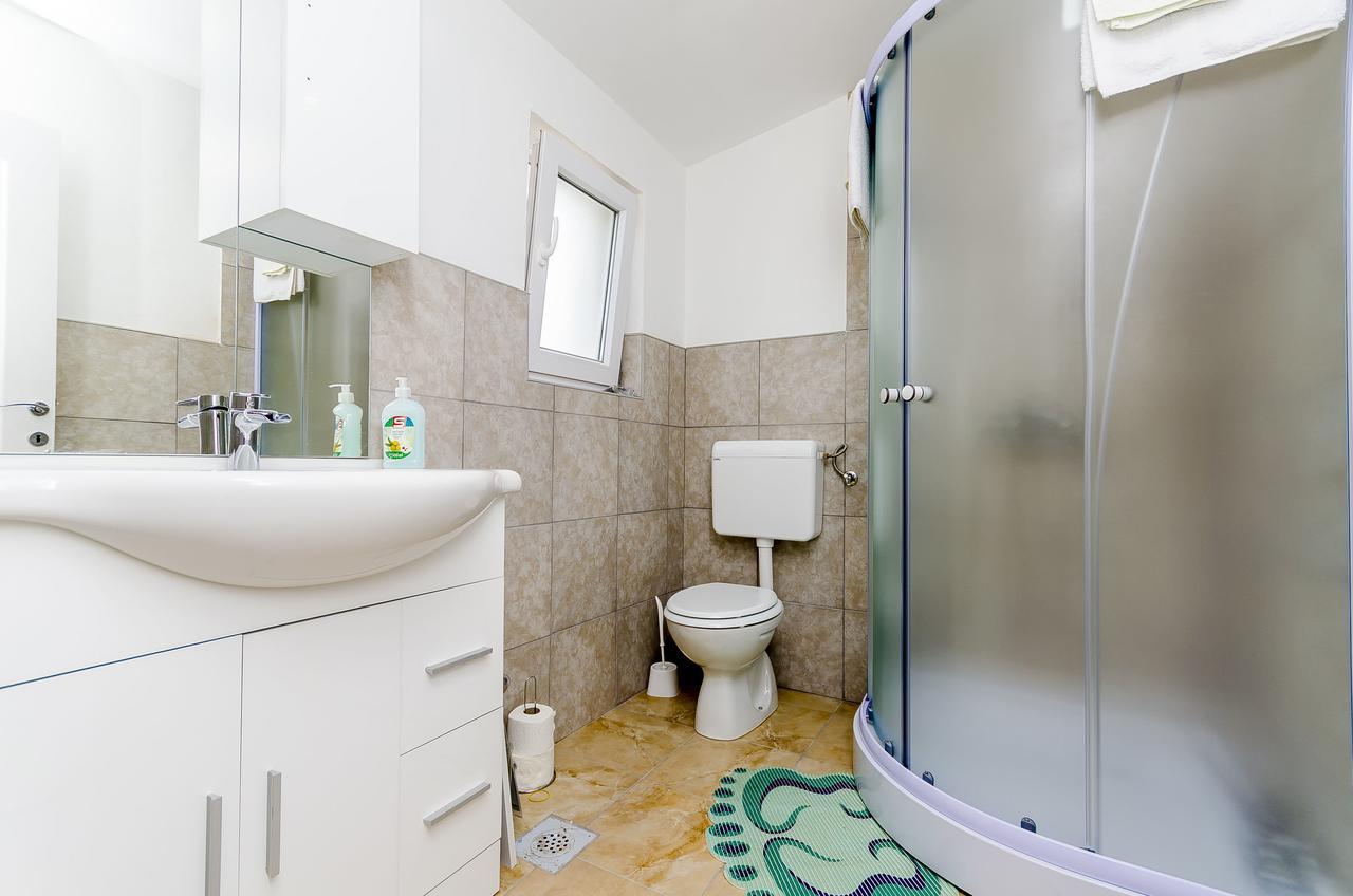 Apartments Mirko I Anda Donji Okrug  ภายนอก รูปภาพ