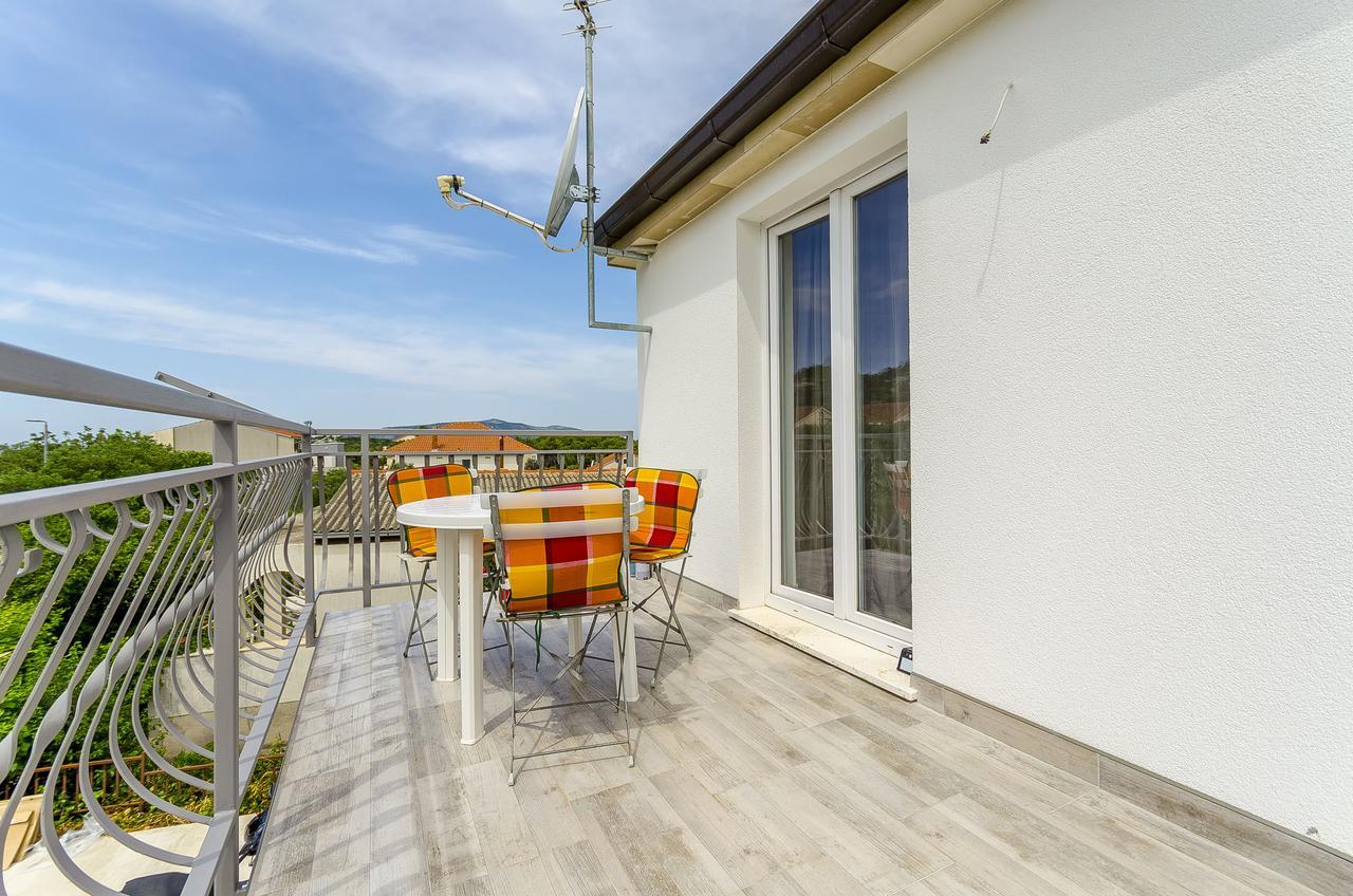 Apartments Mirko I Anda Donji Okrug  ภายนอก รูปภาพ